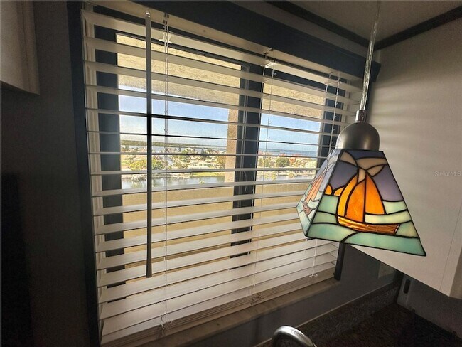 Foto del edificio - 6009 Sea Ranch Dr