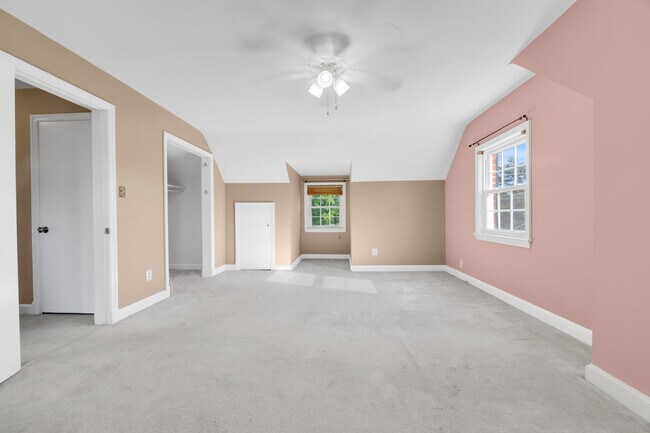 Foto del edificio - 6400 Wilmett Rd