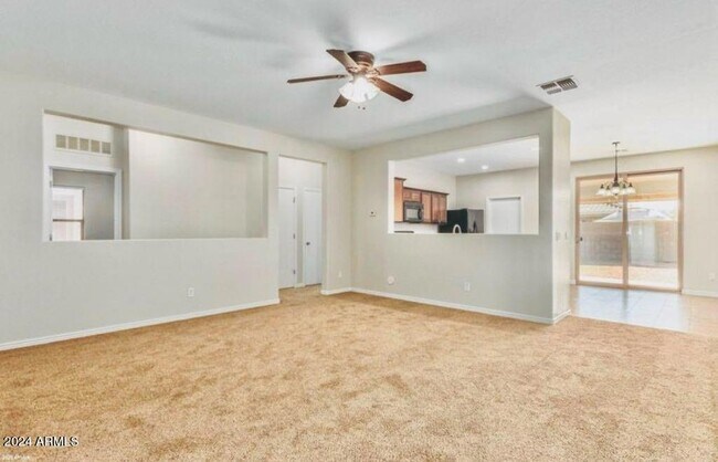 Foto del edificio - 40227 W Green Ct