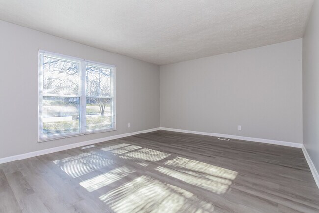 Building Photo - 1730 Calumet Way