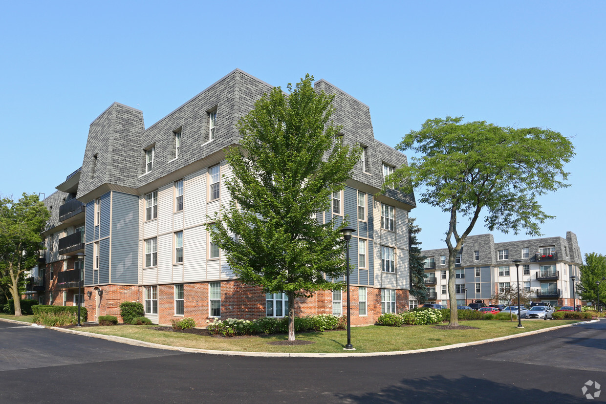 Arrive North Shore Rentals Highwood, IL