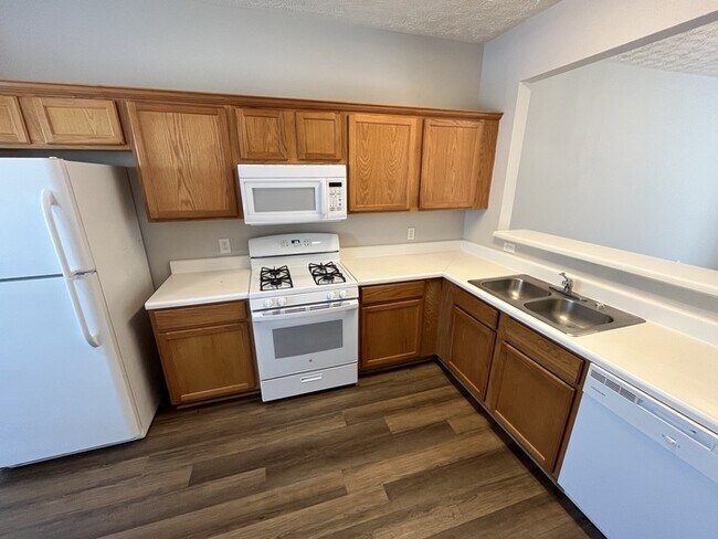 Building Photo - 55 Pearl Chambers Ct