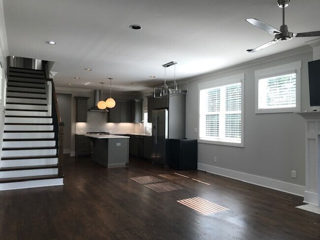 Foto del edificio - 1104A W Grove Ave