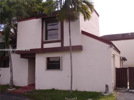 Foto del edificio - 9702 NW 5th Ln