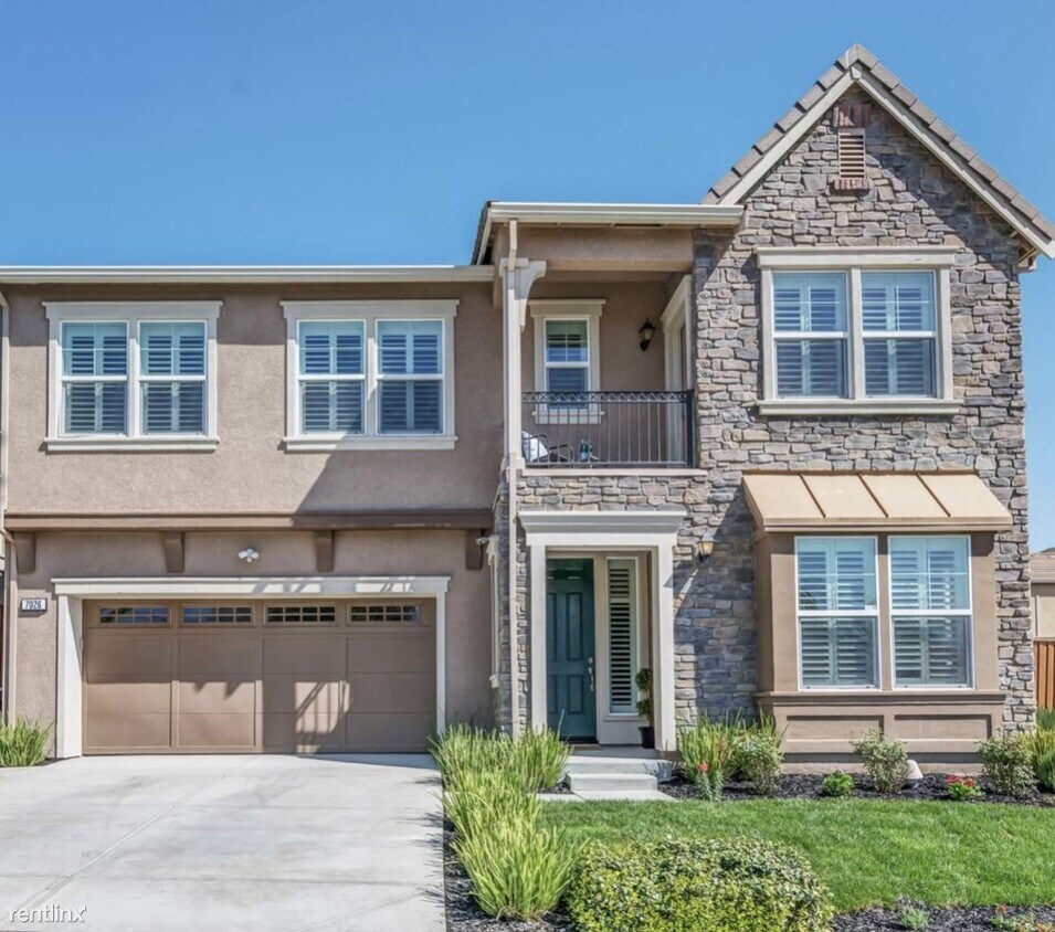 Primary Photo - 5 br, 3 bath House - 7026 Syrah dr