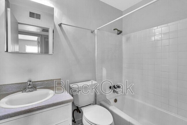 Building Photo - 7607 Garrison Rd