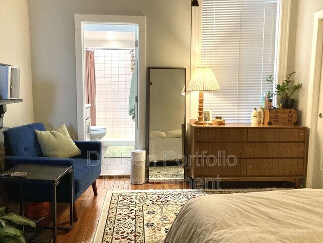 Foto del edificio - 209 E Broad St