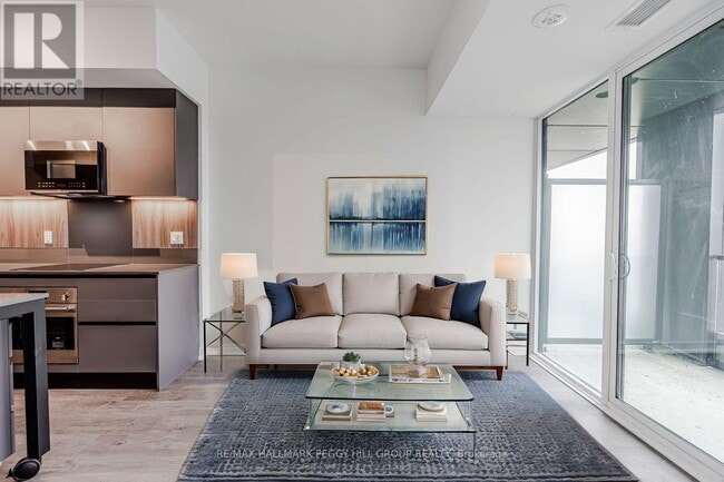 Building Photo - 39 Mary St