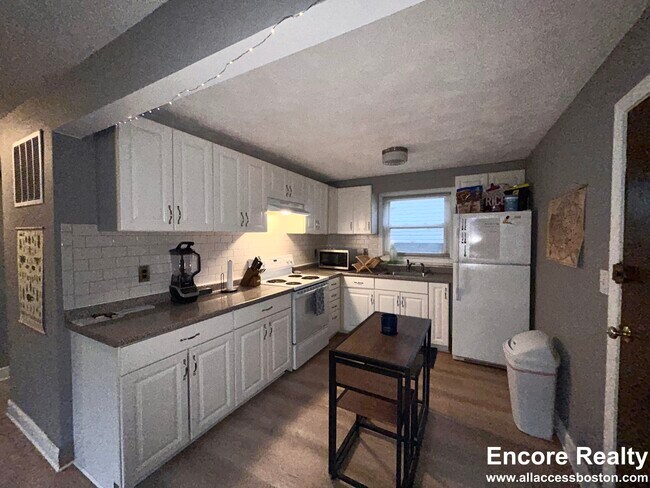 Foto del edificio - 775 Lagrange St