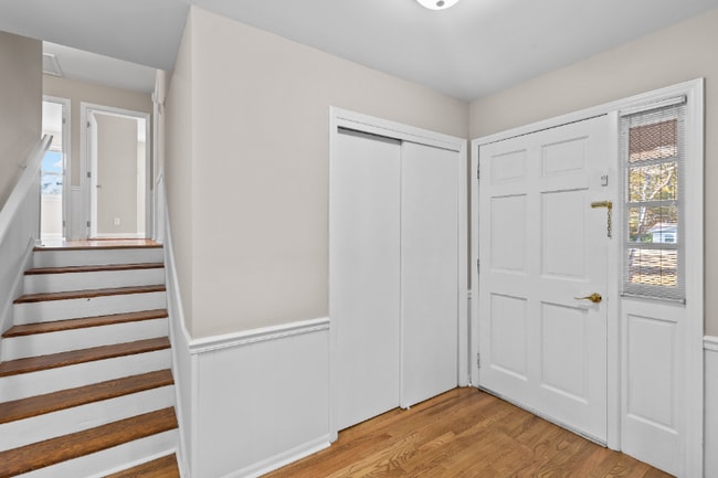 Building Photo - 6201 Hagan-Stone Park Rd