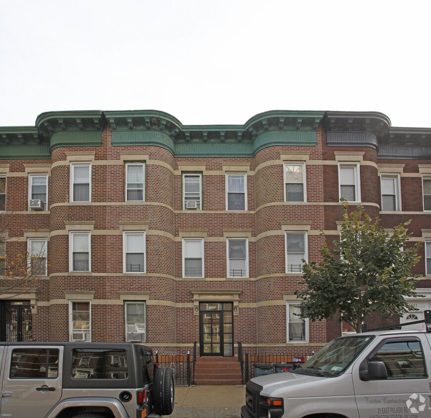 Building Photo - 30-89 43rd St