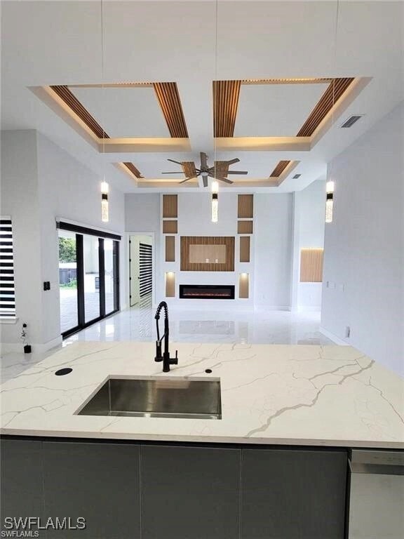 Foto del edificio - 327 NE 9th Terrace