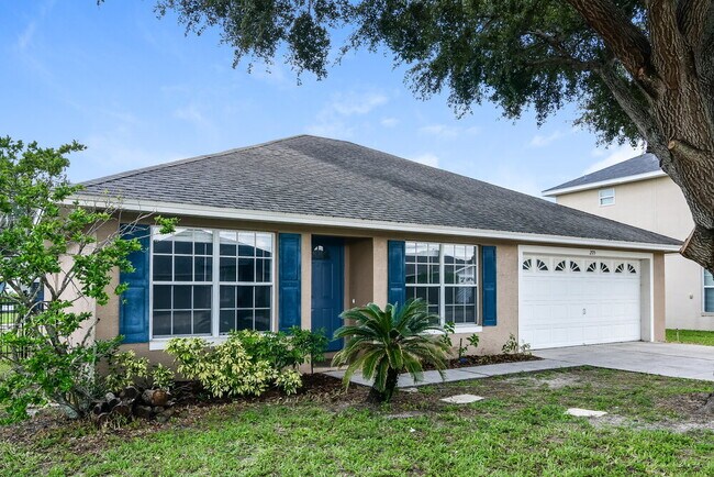 Building Photo - 205 Madalyn Ct