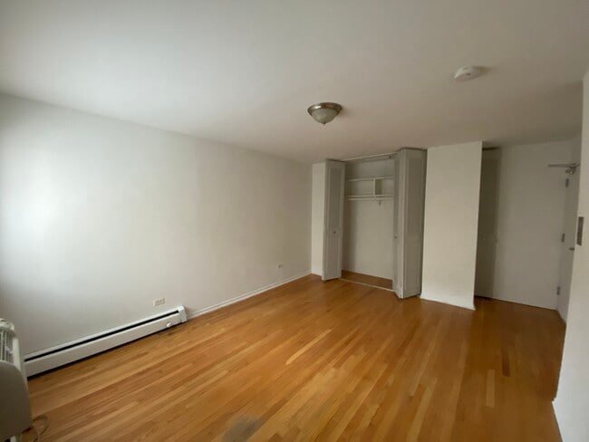 Foto del edificio - 736 W Buena Ave