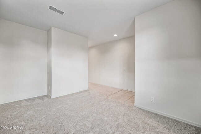Foto del edificio - 8961 W San Juan Ave