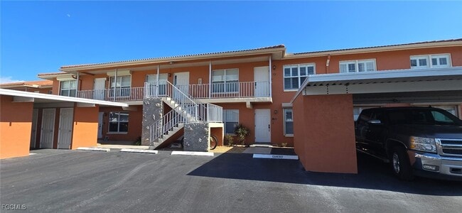 Building Photo - 434 Tudor Dr