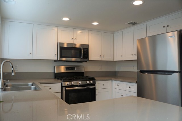 Building Photo - 2061 W Redlands Blvd