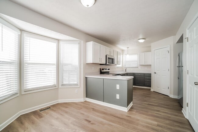 Building Photo - 873 Hurlock Ln