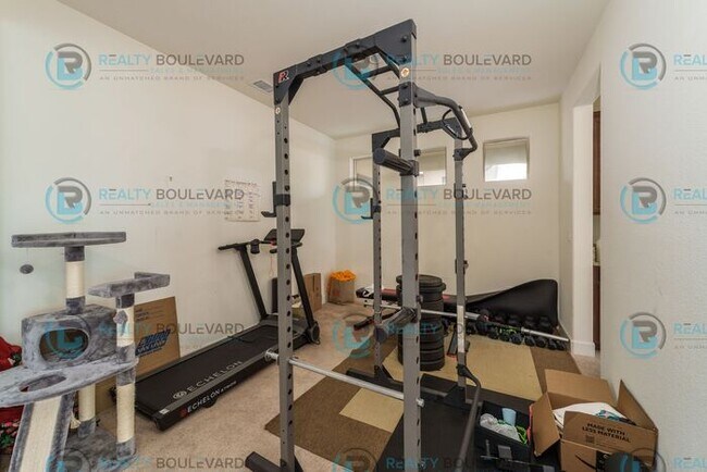 Building Photo - Beautiful NEXTGEN home! Home and Quest Qua...