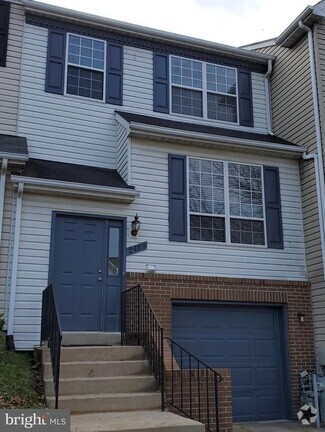 Building Photo - 2409 Winding Ridge Rd