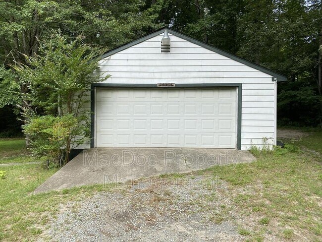 Foto del edificio - 26344 Gibson Ln