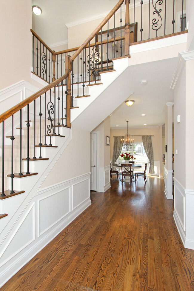 Entry Hall - 278 Essex Ave