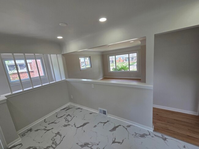 Building Photo - 29215 Badelt St