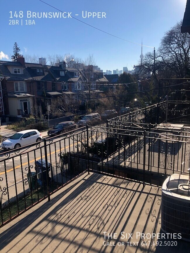 Building Photo - 2 Bedroom, Harbord Village, Upper floor with private balcony