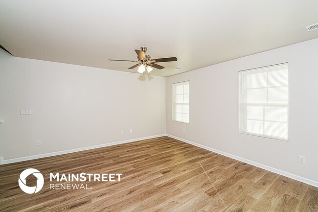 Foto del edificio - 130 Stevens Cv Dr