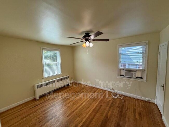 Foto del edificio - 125 Cherrydell Rd