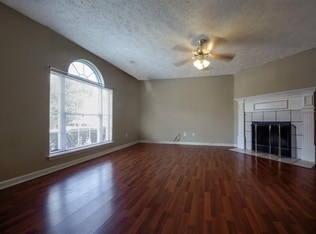 Photo - 1452 Middleborough Ct House