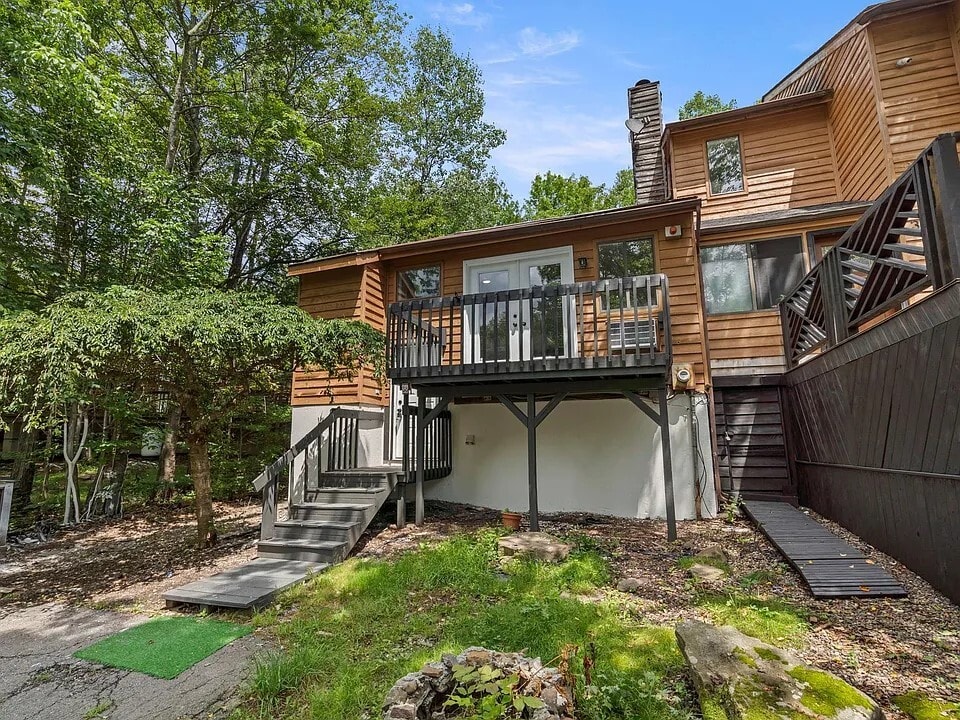 Primary Photo - 38 Meadowlark Ln