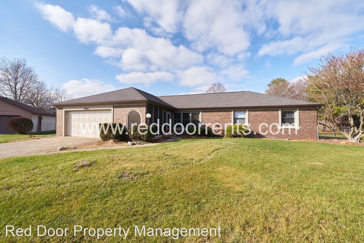 1702 Sycamore Dr, Plainfield, IN 46168 House Rental in Plainfield, IN