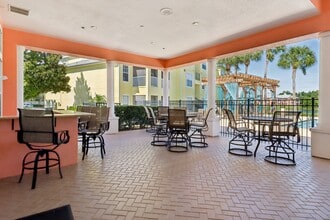 Building Photo - Bermuda Estates at Ormond Beach