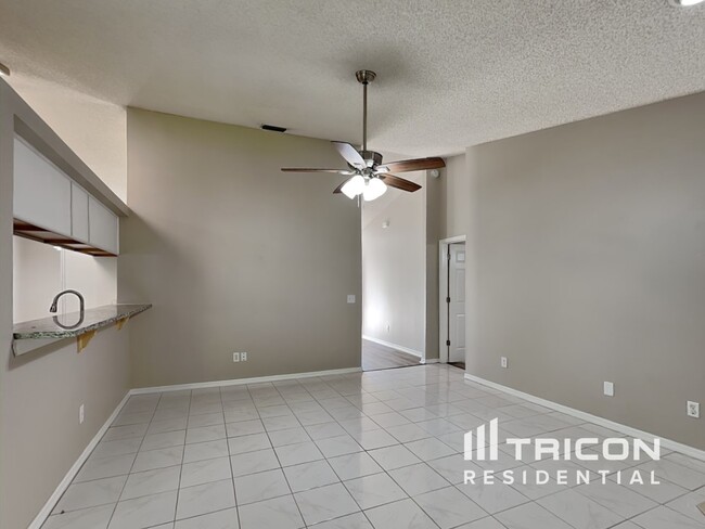 Foto del edificio - 4518 Saddle Creek Pl