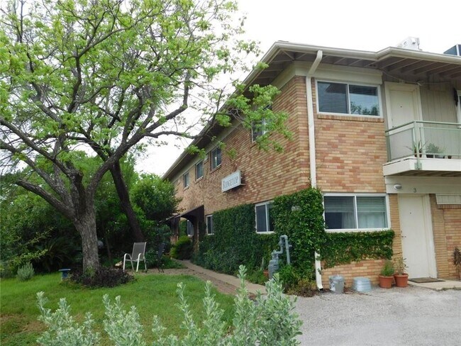 Foto del edificio - 304 E 33rd St