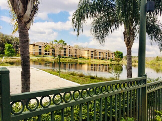 Foto del edificio - 7524 Seurat St