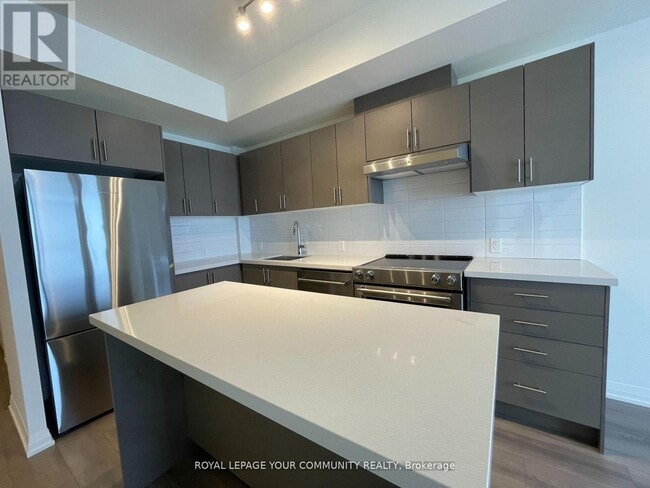 Building Photo - 8960 Jane St