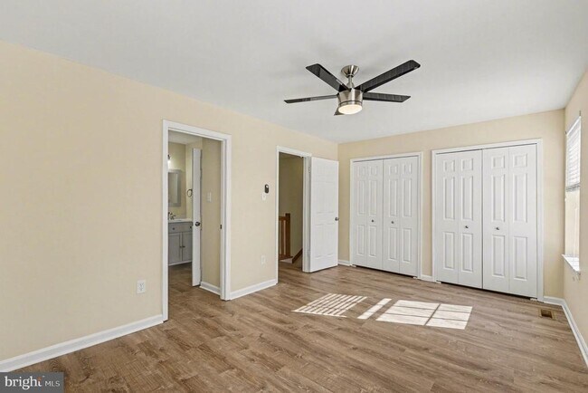 Foto del edificio - 718 Orley Pl