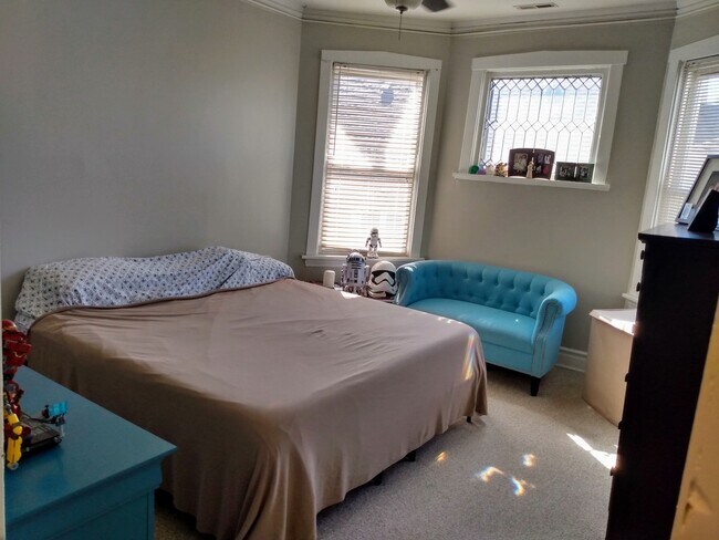 Foto del edificio - 4732 N Kilpatrick Ave