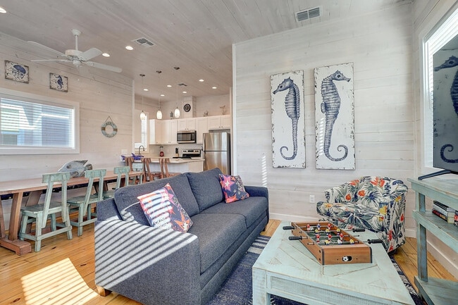 Foto del edificio - 527 Sand Burr Ln