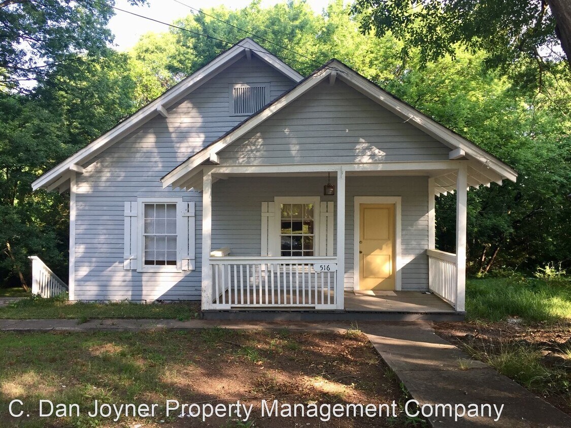 Primary Photo - 2 br, 1 bath House - 516 Spring Street