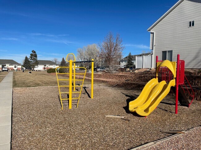 Foto del edificio - Northfield Townhome