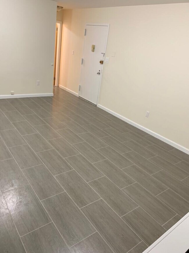 Foto del edificio - 8730 62nd Ave