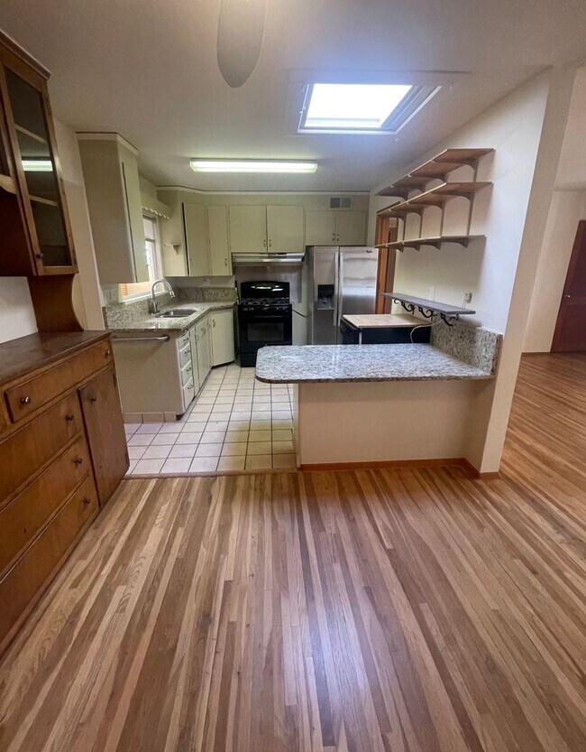 Foto del edificio - Casa Alegre 2 bedroom, 1 bath on Osage. Ha...