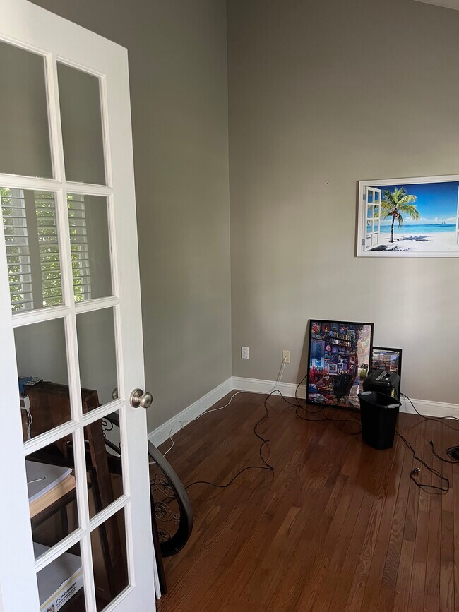 Foto del edificio - 7335 Bentham Cir NW