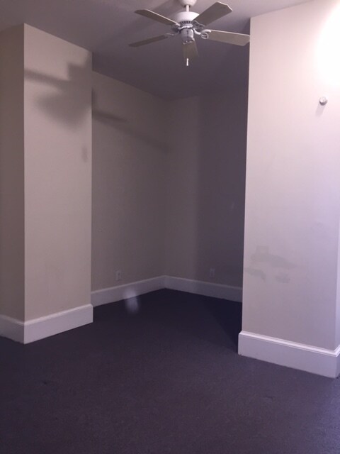 Building Photo - Truitt