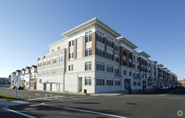 Building Photo - Wesley Grove