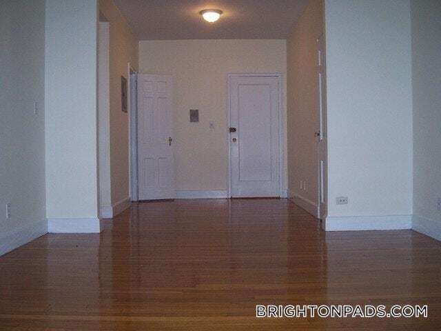 Building Photo - 75 Kilsyth Rd