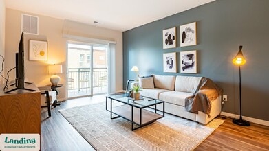 Building Photo - 918 Aventine Dr